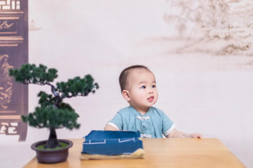 博罗怀孕为啥肚子会长毛 博罗怀孕为啥肚子会长毛